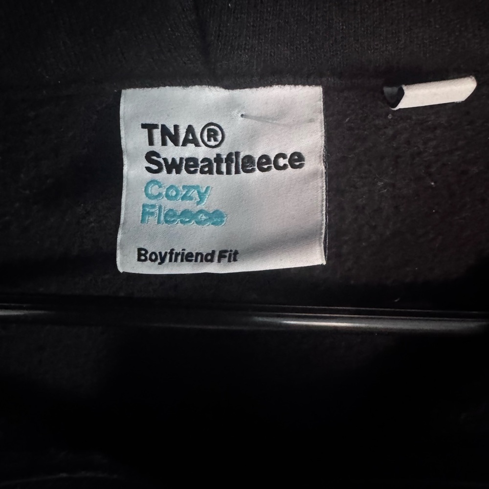 Aritzia Tna Cozy Fleece Boyfriend Boxy Quarter Zip Cropped Hoodie Black Sz XXS - Picture 5 of 13
